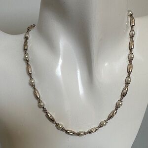 925 sterling Silver and Pearl Necklace